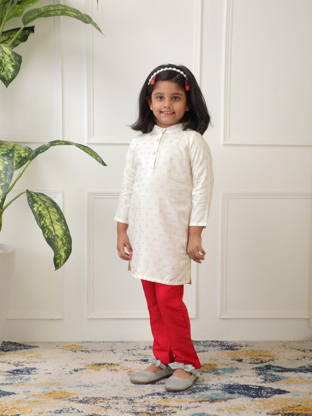 Girls Festive /Party Ethnic kurta set - Image 4